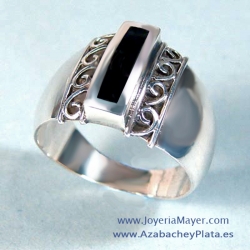 Anillo de azabache y plata
