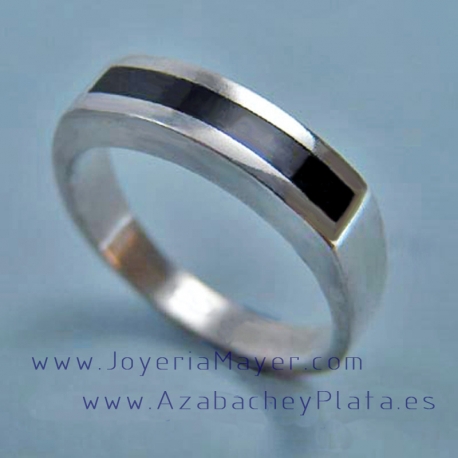 Jet ring and sterling silver
