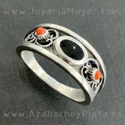 Anillo de azabache y plata