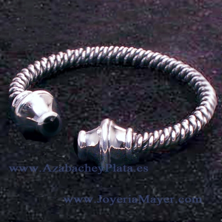 Pulsera celta de azabache y plata